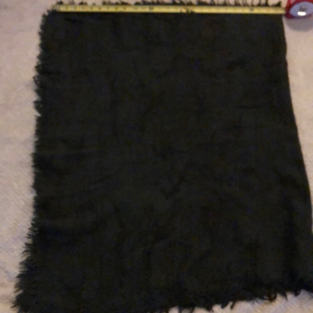 TNA shall or scarf.